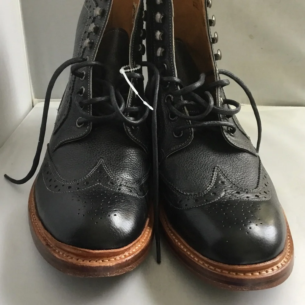 Stacy Adams Black Leather Brogue Chukka Boots with Brown Welt